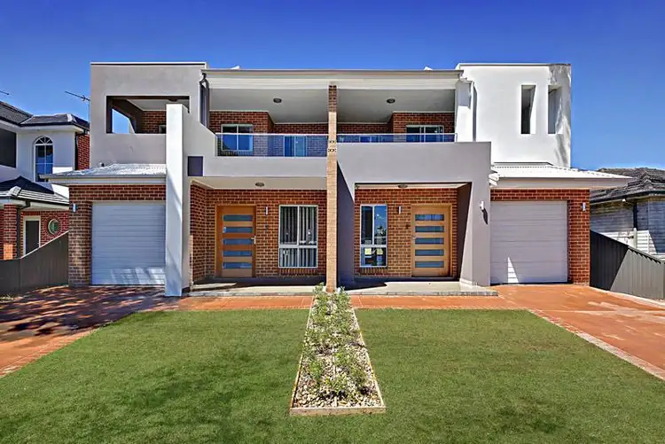 2/15 Edinburgh Drive, Revesby Heights NSW 2212