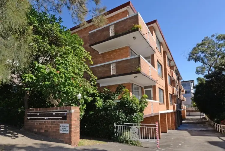 Fourth view of Homely apartment listing, 8/100 Mount Street, Coogee NSW 2034