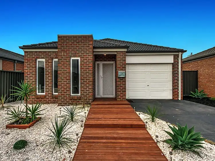 84 Pioneer Drive, Deer Park VIC 3023