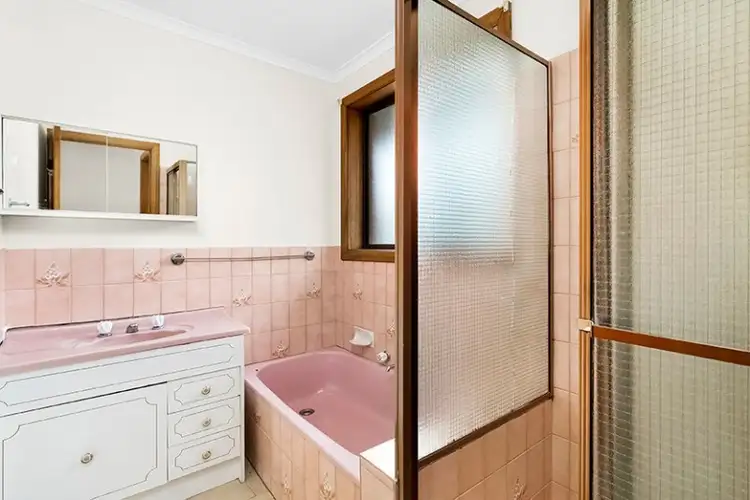 Third view of Homely unit listing, 2/115 Northumberland Road, Pascoe Vale VIC 3044