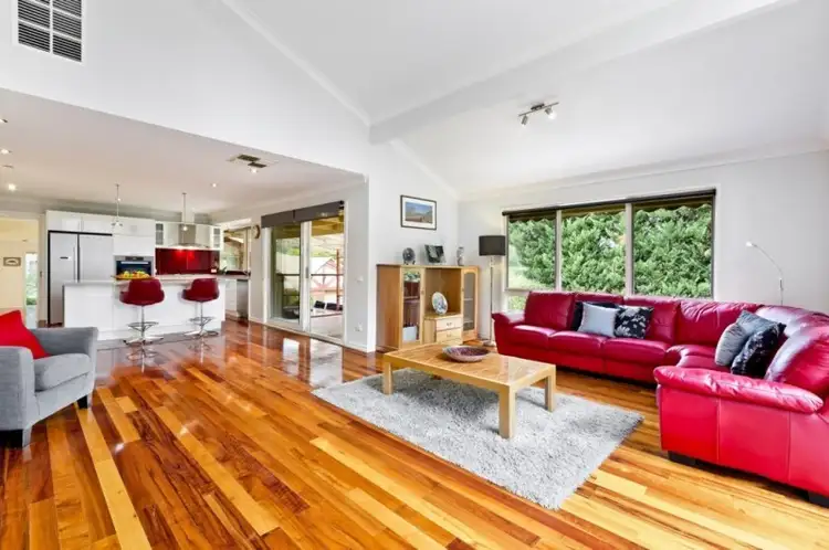 Second view of Homely house listing, 4 Cameron Court, Eltham VIC 3095
