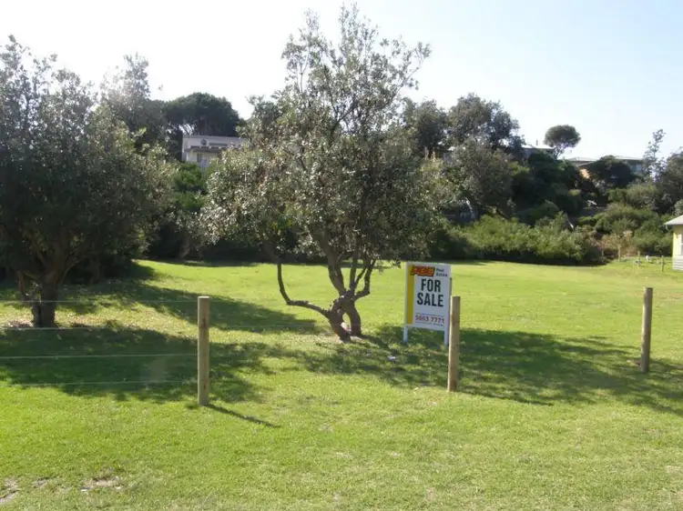 141-143 JUPITER BOULEVARD, Venus Bay VIC 3956