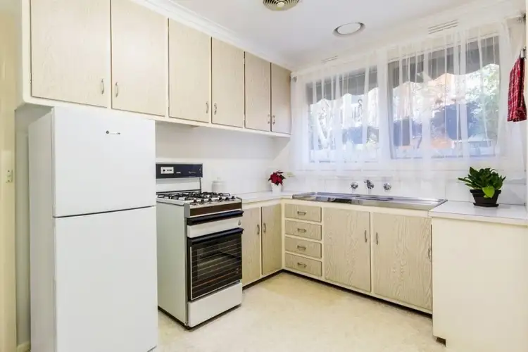 Fourth view of Homely unit listing, 2/8 Leopold Crescent, Mont Albert VIC 3127