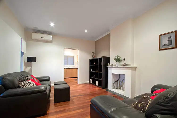Sixth view of Homely semi-detached listing, 4 Mallion Street, Embleton WA 6062