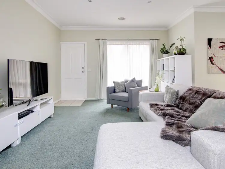Fourth view of Homely unit listing, 2/40 Myrtle Street, Langwarrin VIC 3910