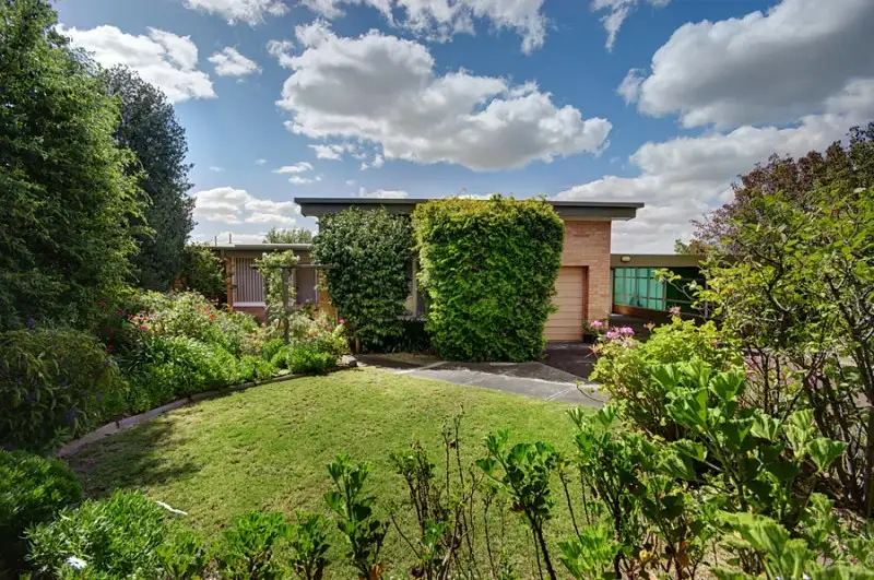 Main view of Homely house listing, 2 Araluen Parade, Belmont VIC 3216