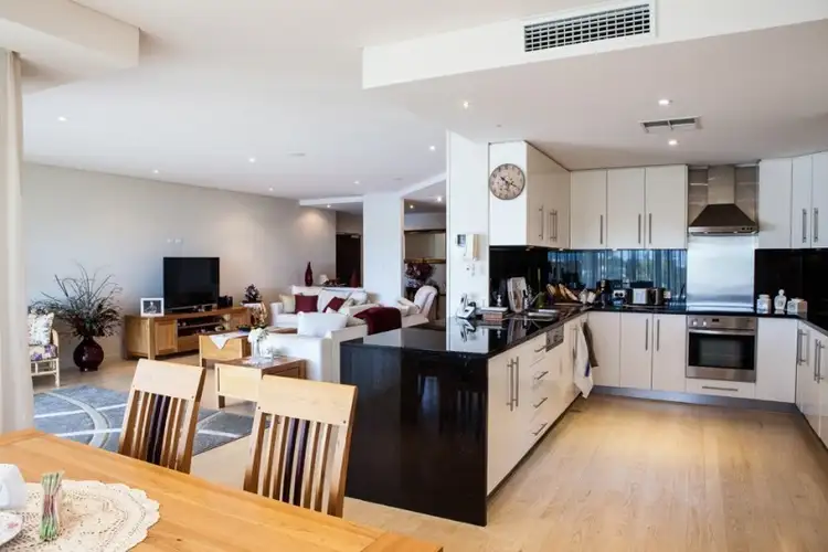 Third view of Homely apartment listing, 4/17 Tingira Circle, East Fremantle WA 6158