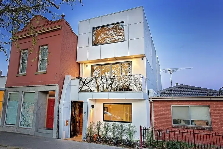 129 Rankins Road, Kensington VIC 3031