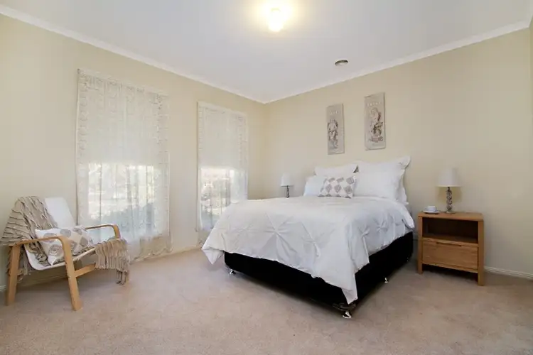 Fifth view of Homely house listing, 1 Glenshael Court, Strathfieldsaye VIC 3551