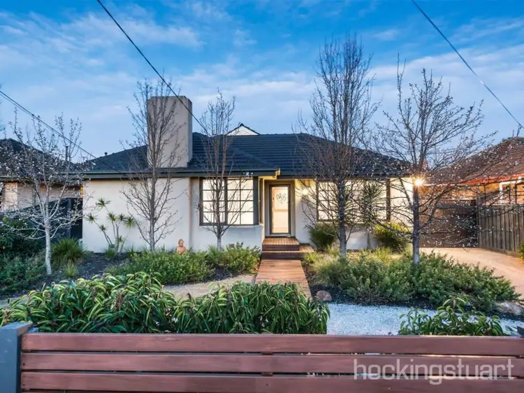 8 Gainsborough Road, Mentone VIC 3194