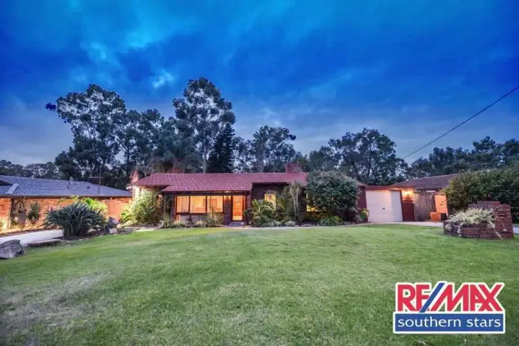 7 Marlock Court, Forrestfield WA 6058