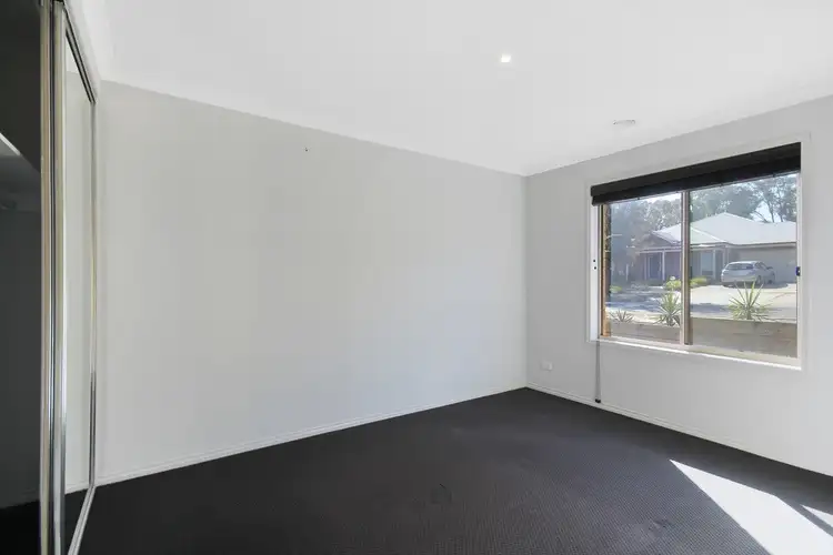 Fifth view of Homely house listing, 2 McConnell Drive, Junortoun VIC 3551