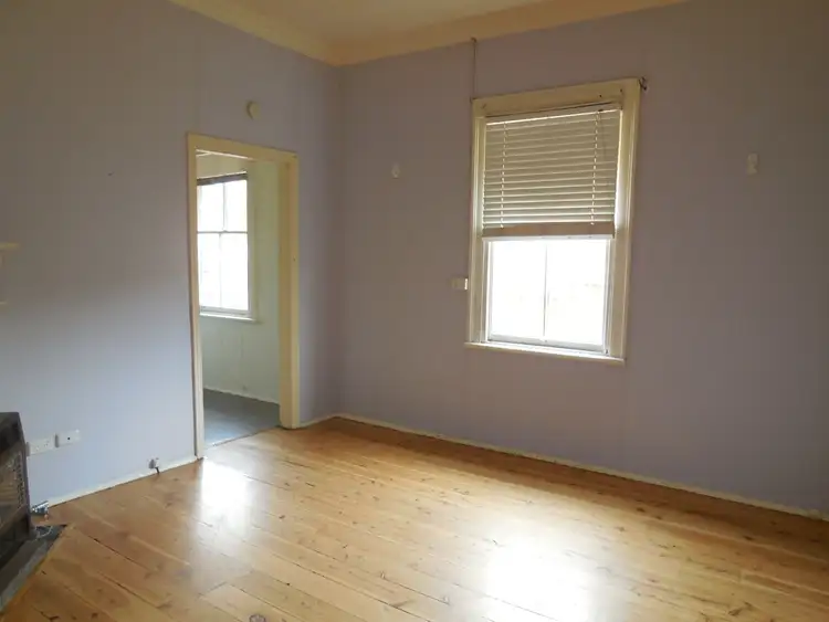 Fourth view of Homely house listing, 10 Sanita Street, Goulburn NSW 2580