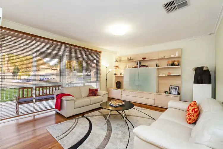 1 Pinewood Drive, Mount Waverley VIC 3149