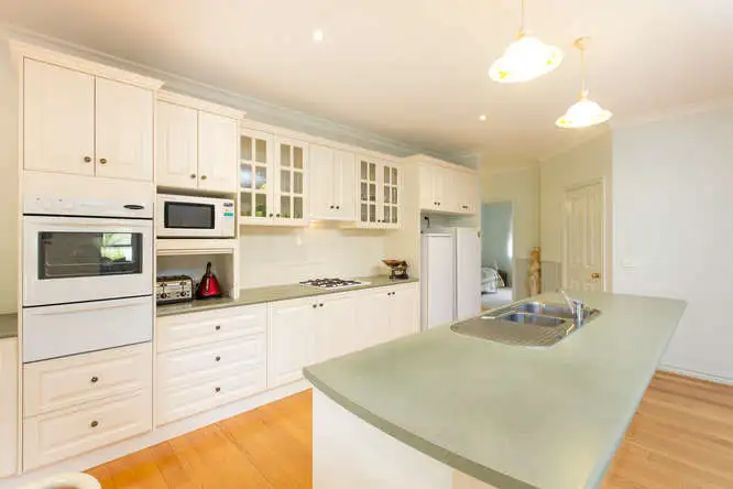 Fifth view of Homely house listing, 1 Lauren Court, Merbein VIC 3505