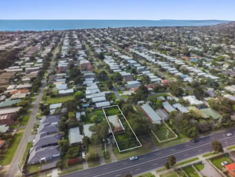 230 Eastbourne Road, Rosebud VIC 3939