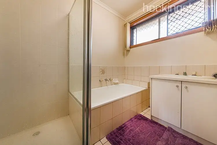 Fifth view of Homely house listing, 1/42 Arthur Phillip Drive, Endeavour Hills VIC 3802