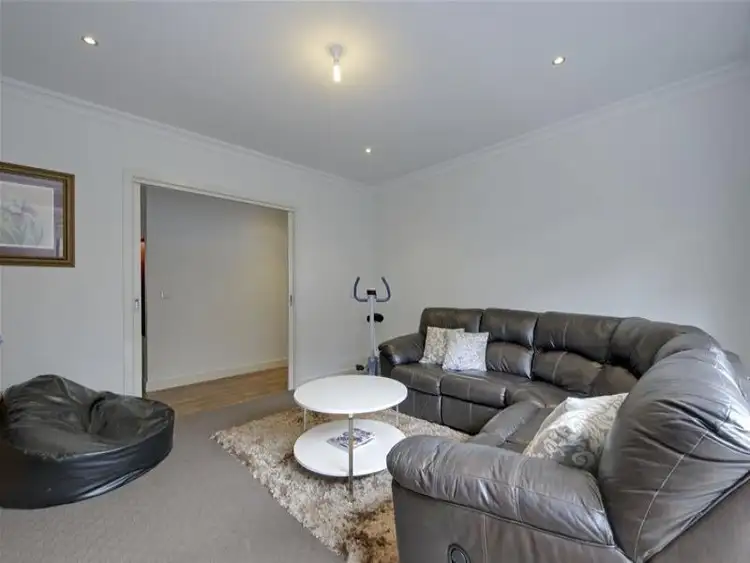 Sixth view of Homely house listing, 9 Como Court, Traralgon VIC 3844