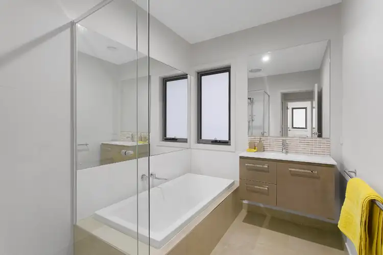 Fifth view of Homely townhouse listing, 2a Crown Road, Bonbeach VIC 3196