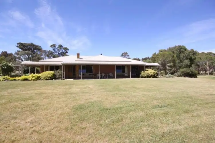 34 Louise Court, Haddon VIC 3351
