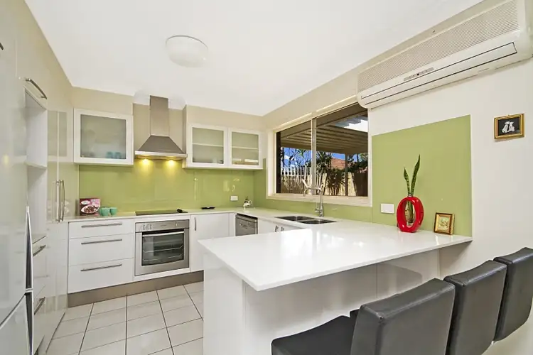 2/34 Vintage Lakes Drive, Tweed Heads South NSW 2486