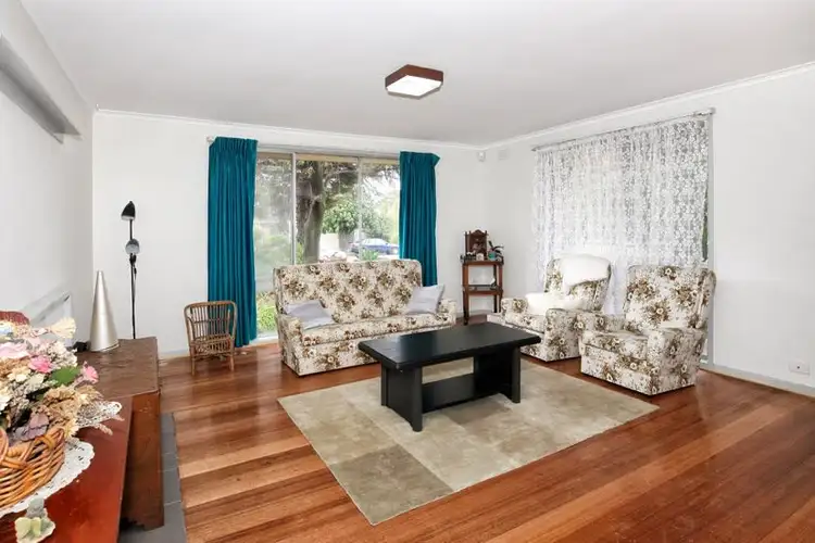 Sixth view of Homely house listing, 4 Myra Court, Gladstone Park VIC 3043