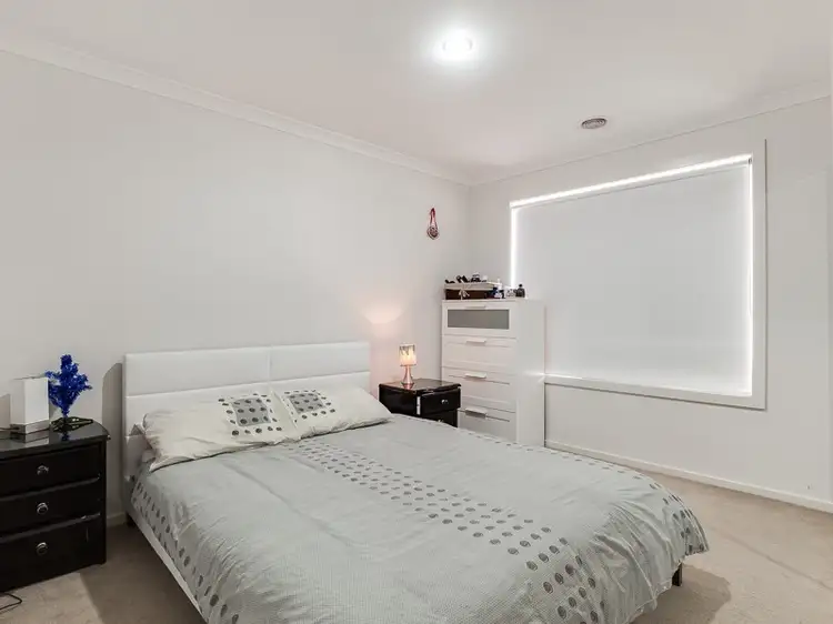 Fifth view of Homely house listing, 4 Champion Court, Truganina VIC 3029