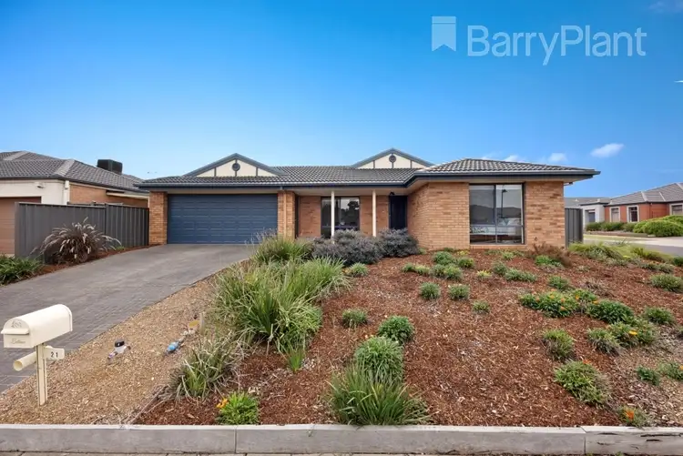 21 Ellenborough Crescent, Wyndham Vale VIC 3024