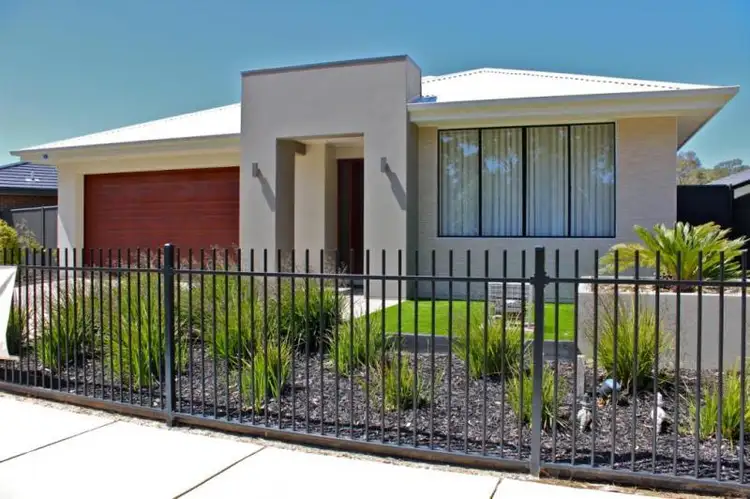 207 Evergreen Boulevard, Jackass Flat VIC 3556
