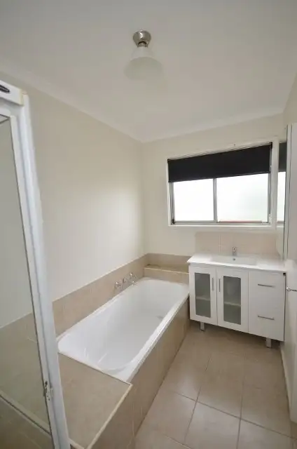 Seventh view of Homely house listing, 1 O'Dwyer Court, Echuca VIC 3564