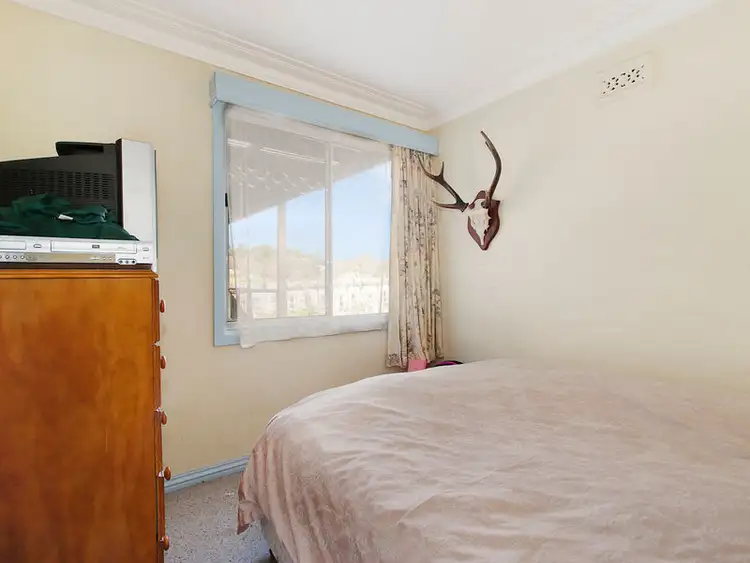 Sixth view of Homely house listing, 2 Mellish Street, Beechworth VIC 3747