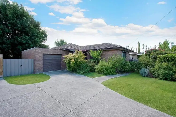 2/3 Macmeikan Street, Whittlesea VIC 3757