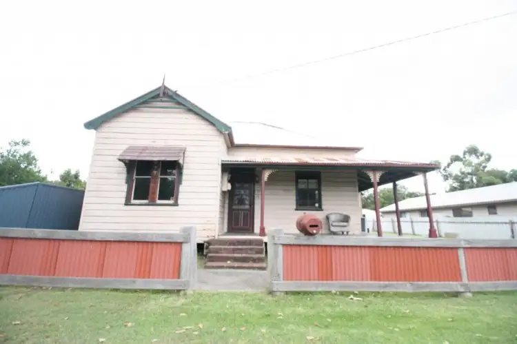 41 Charles Street, Abermain NSW 2326