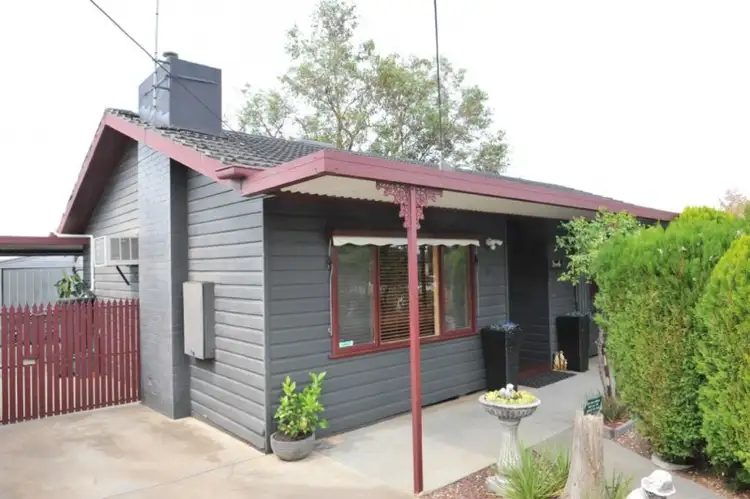 27 Green Street, California Gully VIC 3556