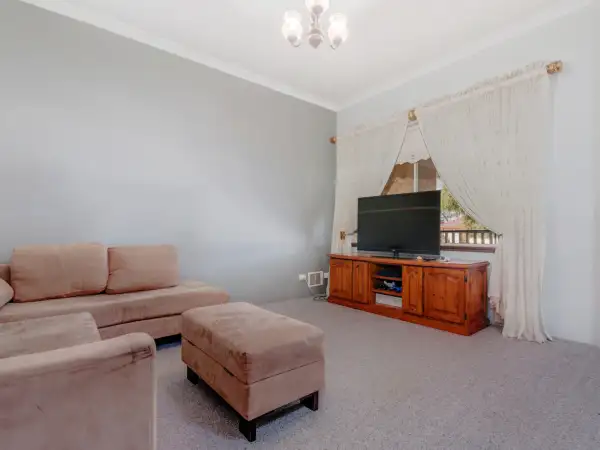 Fifth view of Homely house listing, 22 Camargue Green, Secret Harbour WA 6173