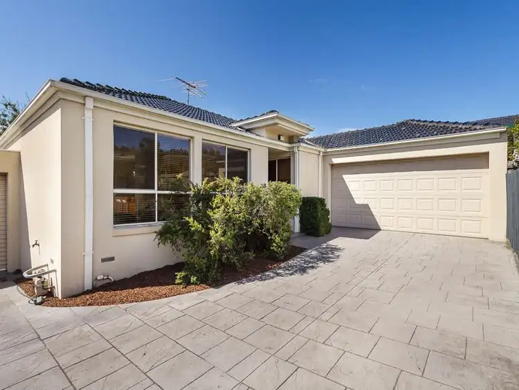 3/2 Adrienne Crescent, Mount Waverley VIC 3149