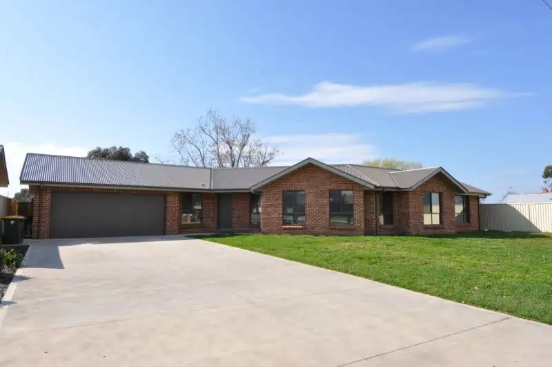 Main view of Homely house listing, 8 Ranken Street, Eglinton NSW 2795