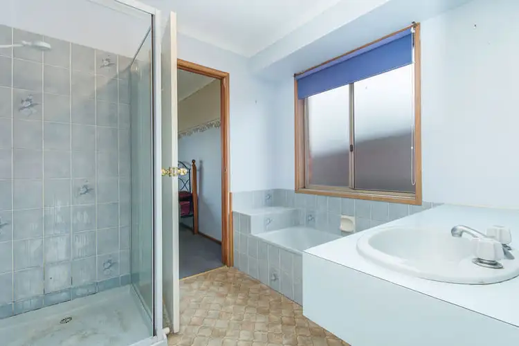 Fifth view of Homely house listing, 17 Conrad Court, Whittington VIC 3219