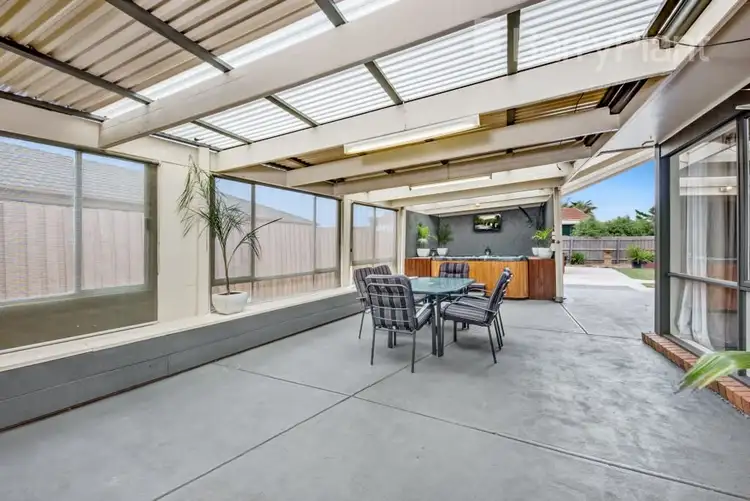 45 Doris Drive, Hoppers Crossing VIC 3029