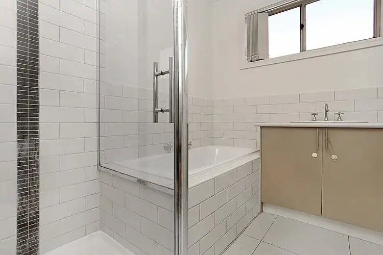 Sixth view of Homely house listing, 7 Stallion Court, Truganina VIC 3029