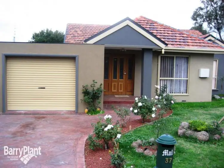 1/37 Latham Crescent, Dandenong North VIC 3175