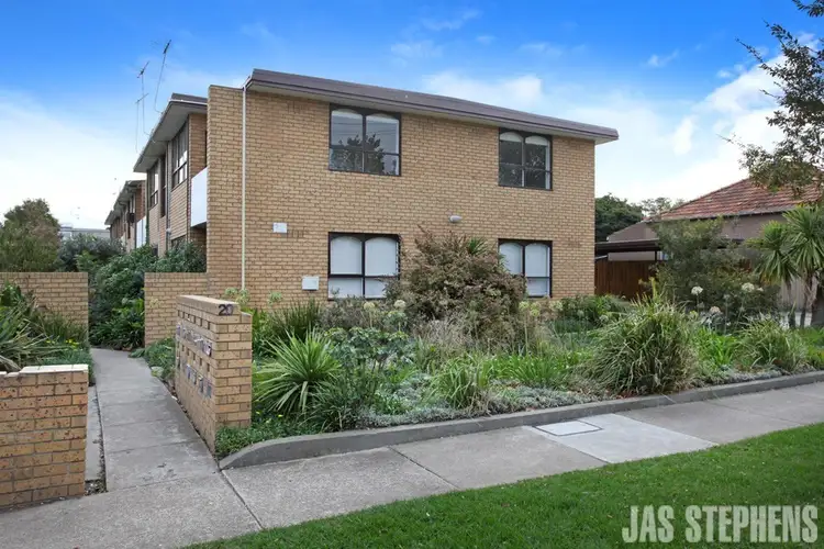 7/20 Bayview Road, Seddon VIC 3011