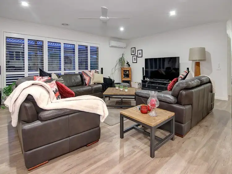 Third view of Homely townhouse listing, 3/20 Austin Road, Somerville VIC 3912