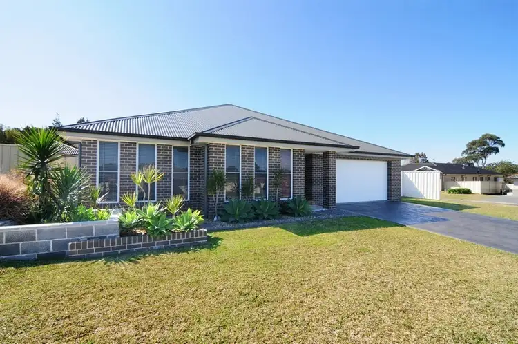 2 Zieria Avenue, North Nowra NSW 2541