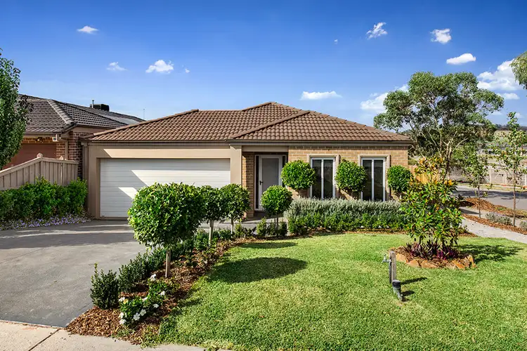 15 Arum Walk, Mernda VIC 3754