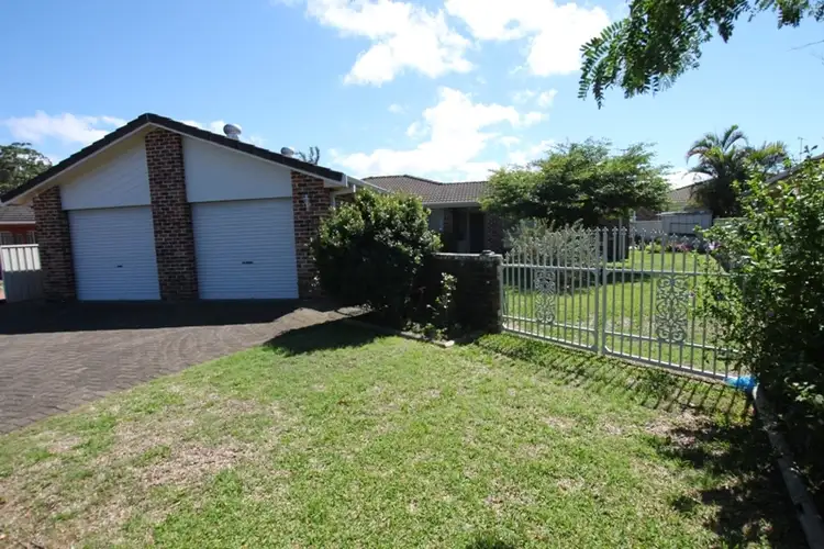 11 Transom Court, Tuncurry NSW 2428