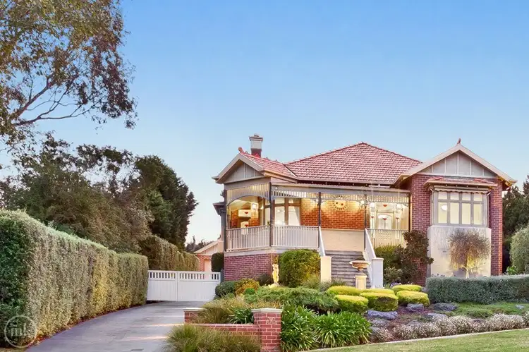 32 Sunrise Drive, Greensborough VIC 3088