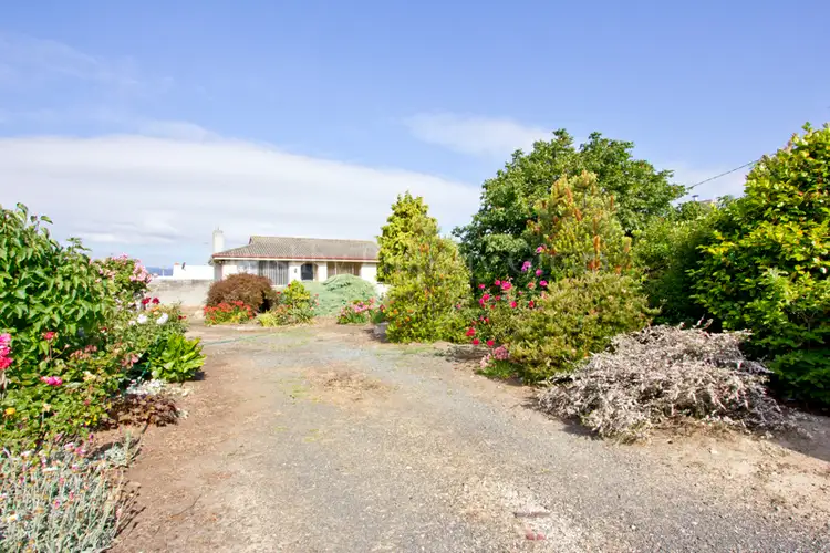 9 Brooklyn Road, Youngtown TAS 7249