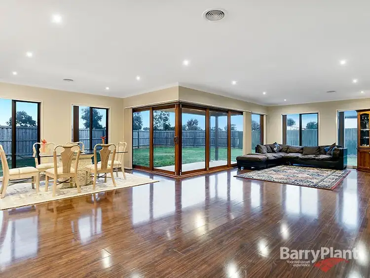 Sixth view of Homely house listing, 22 Park View Court, Werribee VIC 3030