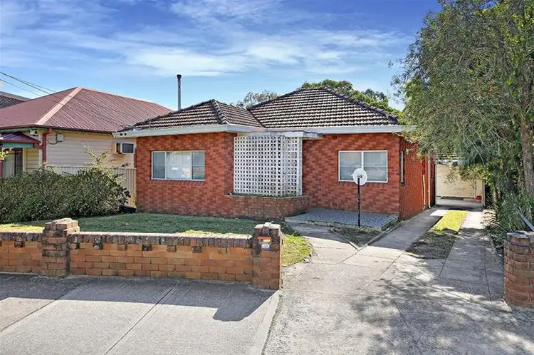28 Braesmere Road, Panania NSW 2213